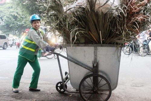 Người làm đẹp đường phố Hà Nội