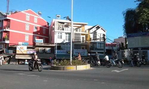 Không đèn xanh, đèn đỏ, nét đẹp văn hóa giao thông Đà Lạt (Văn hóa giải trí ngày 22/7/2015)