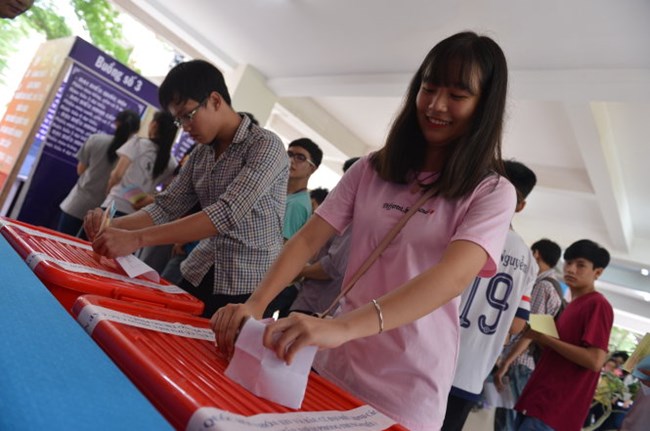 Để người dân tham gia thực chất vào trưng cầu ý dân (1/7/2016)