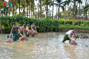 Việt Nam là quốc gia đứng thứ 8 khiến người nước ngoài cảm thấy hạnh phúc nhất để sống: Làm sao để không chỉ đối với người nước ngoài mà cả người dân bản địa? (6/3/2017)