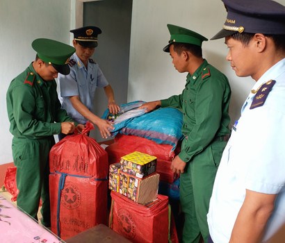 Ngăn chặn pháo lậu ở các tỉnh biên giới: Thực tế tại Kon Tum (8/1/2018)