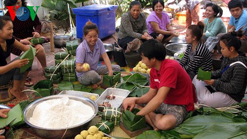 Bánh Chưng: Tài hoa của con người