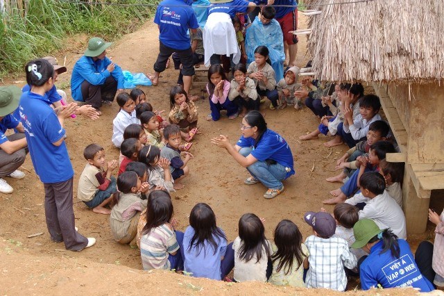 Câu chuyện về du lịch tình nguyện và những con người tình nguyện (31/12/2015)