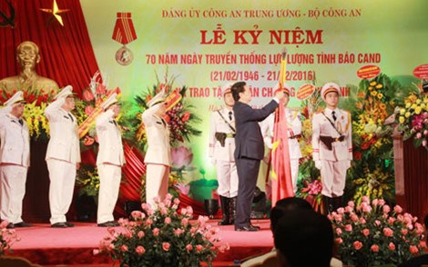 Thủ tướng Nguyễn Tấn Dũng dự Lễ kỷ niệm 70 năm Ngày truyền thống lực lượng Tình báo Công an Nhân dân (Thời sự đêm 19/2/2016)