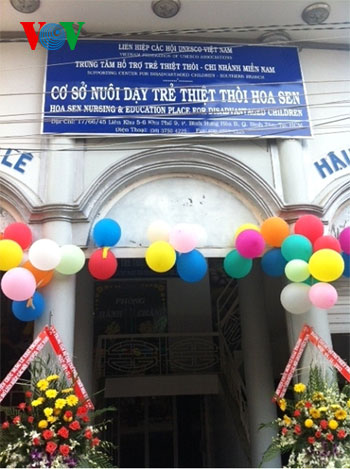 Đời sống tôn giáo ngày 12/9/2014: Sự thật về sư cô tự phong bị truất quyền nuôi con nuôi.