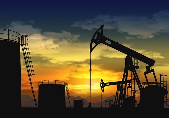 Giá dầu thế giới giảm sâu và tác động đối với kinh tế Việt Nam