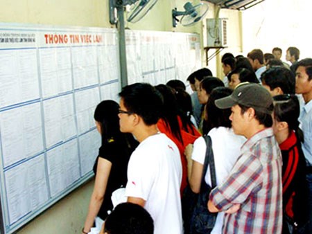 Quốc hội với cử tri ngày 30/6/2014: 72000 cử nhân, thạc sĩ thất nghiệp - những vấn đề đặt ra