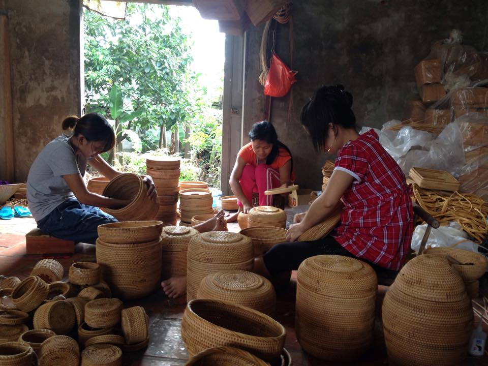 Làng nghề mây tre đan Phú Vinh.