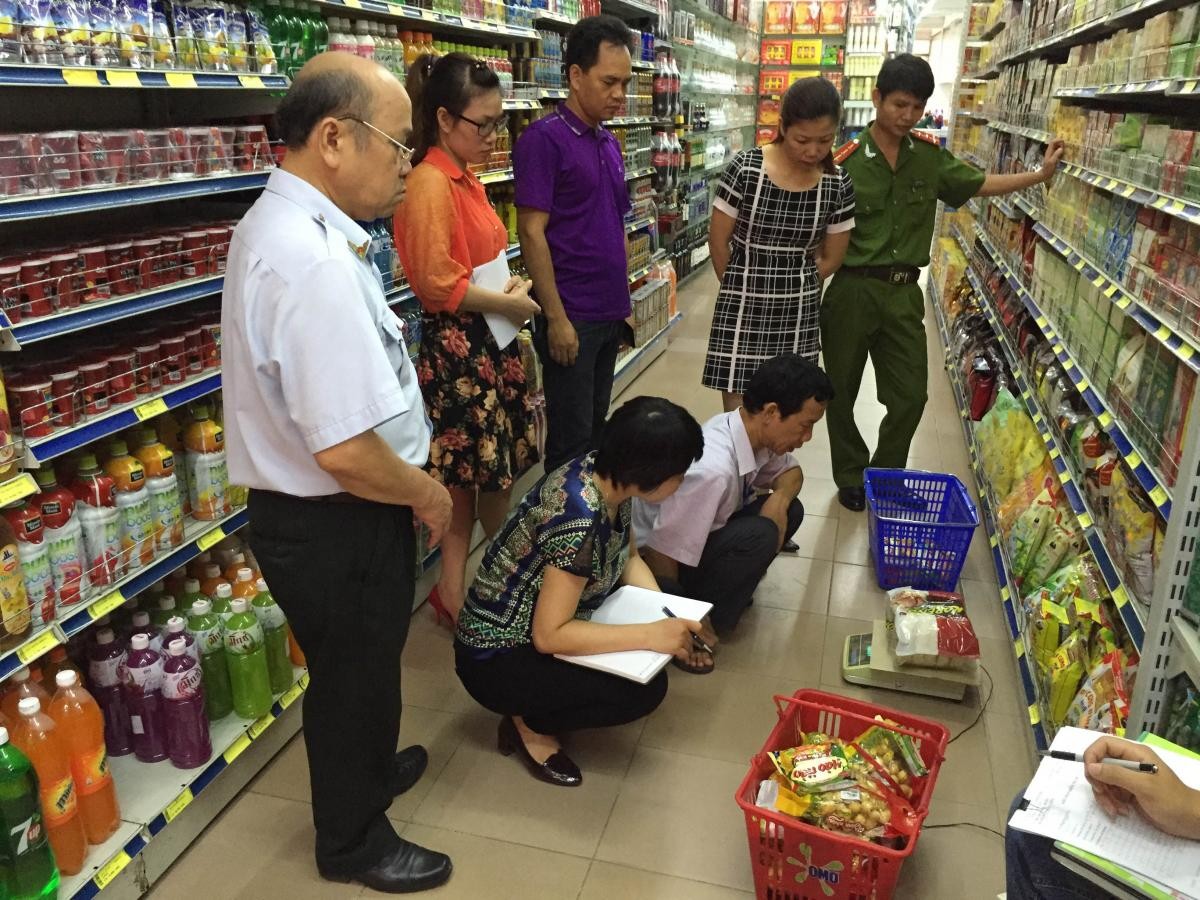Thanh tra khoa học công nghệ phát hiện nhiều gian lận với hàng đóng gói sẵn (24/11/2015)