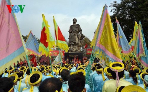 Thời sự sáng ngày 23/02/2015: Bảo tàng Quang Trung, tỉnh Bình Định đón nhận Bằng Di tích quốc gia đặc biệt “Di tích lịch sử khu Đền thờ Tây Sơn tam kiệt”