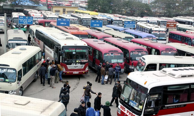 Thời sự đêm ngày 4/3/2015: Bộ Giao thông vận tải yêu cầu hai Sở Giao thông vận tải thành phố Hà Nội và Hải Phòng tạm ngừng cấp phép mới trên tuyến vận tải hành khách cố định Hà Nội-Hải Phòng và ngược lại do tình trạng mất an ninh trật tự.