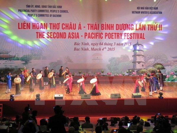 Thời sự chiều ngày 05/3/2015: Chủ tịch nước Trương Tấn Sang tiếp đại biểu quốc tế dự Hội nghị quốc tế Quảng bá văn học Việt Nam và Liên hoan Thơ châu Á - Thái Bình Dương.