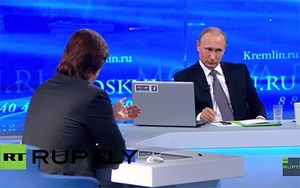 Tổng thống Nga giải đáp nhiều vấn đề quan trọng cho người dân.