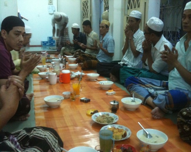 Đời sống tôn giáo ngày 14/5/2015: Ramadan - Tháng trải nghiệm sự đói khát.