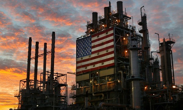 Mỹ trở thành nước sản xuất dầu khí lớn nhất thế giới: Những tác động đến giá dầu và kinh tế toàn cầu