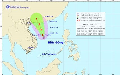 Tin về cơn bão số 1 có tên quốc tế là Ku-ji-ra lúc 18h00 ngày 21/6/2015