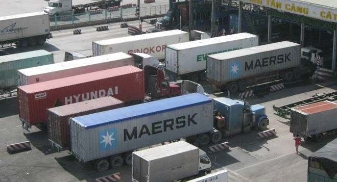 Pháp luật và đời sống ngày 05/06/2015: Bất cập trong quản lý xe và lái xe container.