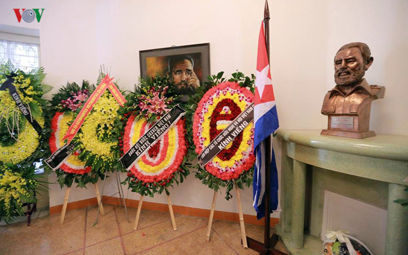 Việt Nam để tang Lãnh tụ Cuba Fidel Castro theo nghi thức quốc tang vào ngày 4/12/2016 (Thời sự đêm 28/11/2016)