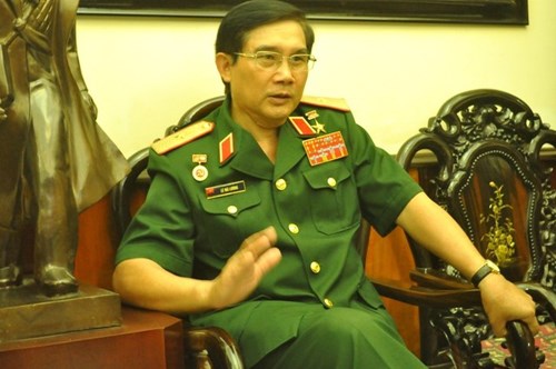 Trò chuyện với Thiếu tướng, Anh hùng lực lượng vũ trang nhân dân Lê Mã Lương (25/4/2016)