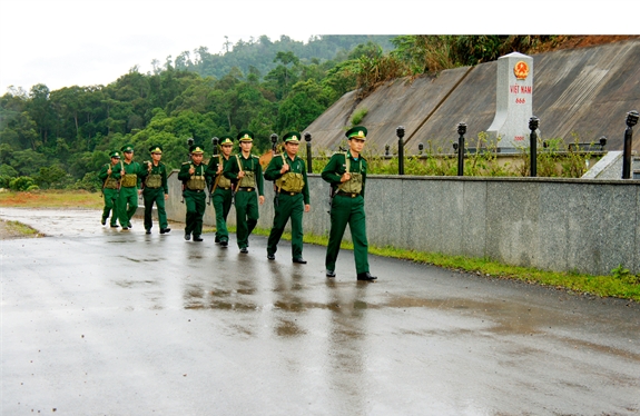 Biên giới A Đớt (Huế)- minh chứng cho nghĩa tình Việt-Lào. (28/5/2016)