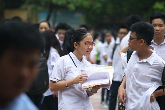 Thi vào lớp 10: Vẫn còn những đề thi đánh đố, “làm khó” học sinh. (10/6/2016)