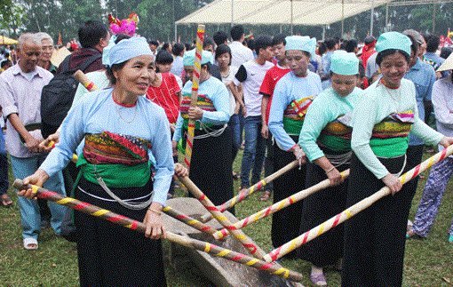 Bảo tồn những giá trị văn hóa đặc sắc nơi vùng biên giới. (2/7/2016)