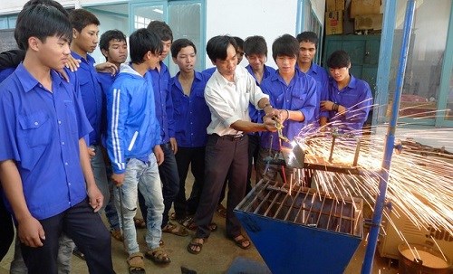 Nâng cao hiệu quả đào tạo nghề và giải quyết việc làm cho lao động nông thôn (25/7/2016)