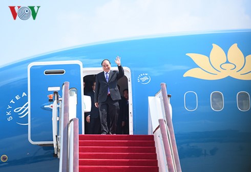Thủ tướng Nguyễn Xuân Phúc bắt đầu chuyến thăm chính thức Trung Quốc theo lời mời của Thủ tướng Quốc Vụ viện nước Cộng hòa Nhân dân Trung Hoa Lý Khắc Cường (Thời sự chiều 12/9/2016)