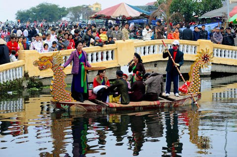 Ngày xuân nghe hát giao duyên