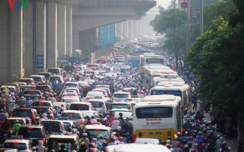 Không có thuốc tiên cho thảm họa giao thông Hà Nội (2/1/2017)