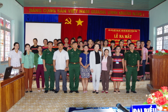 Phụ nữ Kon Tum chung tay bảo vệ chủ quyền an ninh biên giới (19/10/2017)