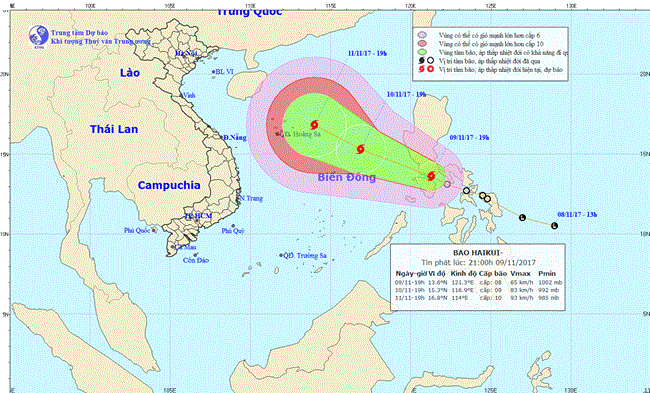 Áp thấp nhiệt đới đã mạnh lên thành bão và có tên quốc tế là Haikui, sức gió mạnh nhất ở vùng gần tâm bão mạnh cấp 8, giật cấp 10 (Thời sự đêm 9/11/2017)