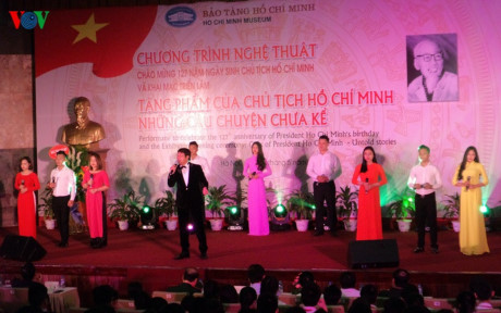 Triển lãm: Tặng phẩm của Chủ tịch Hồ Chí Minh - Những câu chuyện chưa kể (22/5/2017)