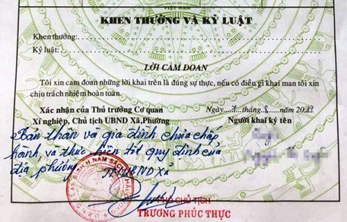 Phó chủ tịch xã phê lý lịch cho người dân: Chuyện nhỏ mà không nhỏ (11/8/2017)