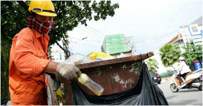 Bắt đầu từ ngày mai, các hộ dân ở Thành phố Hồ Chí Minh không phân loại rác sẽ bị xử phạt đến 20 triệu đồng (23/11/2018)