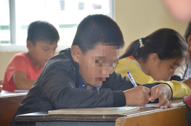 Công an Huyện Quảng Ninh, tỉnh Quảng Bình khởi tố vụ án một học sinh bị bạn học và cô giáo tát phải nhập viện (Thời sự chiều 26/11/2018)