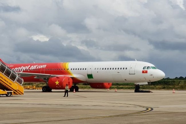 Sau 3 sự cố liên tiếp, Cục Hàng không Việt Nam đưa hãng hàng không Vietjet vào giám sát đặc biệt về tình hình hoạt động khai thác bay (Thời sự trưa 26/12/2018)