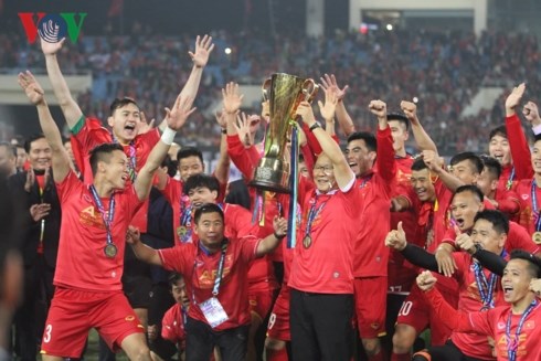 Đội tuyển bóng đá Việt Nam lần thứ 2 đăng quang tại AFF Cup (Thời sự sáng 16/12/2018)