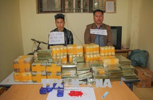 Công an tỉnh Điện Biên phá chuyên án 318N, bắt 3 đối tượng, thu 135 bánh heroin, 500.000 viên ma túy tổng hợp (Thời sự đêm 27/3/2018)