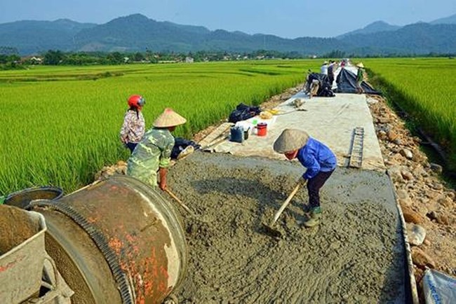 Hà Giang phấn đấu thoát nghèo xây dựng nông thôn mới  (06/03/2018)
