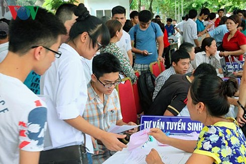 Xét tuyển đại học, cao đẳng 2018: Tiến tới tự chủ và đảm bảo nguồn tuyển (19/3/2018)