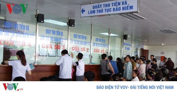 Bảo hiểm Xã hội Việt Nam tiếp tục phát hiện nhiều dấu hiệu bất thường trong việc chi trả quỹ bảo hiểm y tế tại các cơ sở y tế (Thời sự sáng 28/4/2018)