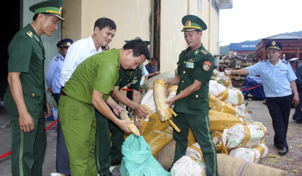 Chống buôn lậu cần sự góp sức của người dân (14/8/2018)