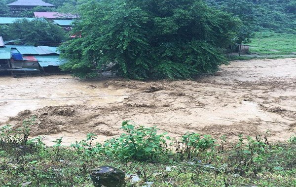 Các tỉnh Bắc Bộ, Thanh Hóa và Nghệ An bước vào cao điểm đợt mưa diện rộng, lũ lớn trên các sông (Thời sự chiều 29/8/2018)