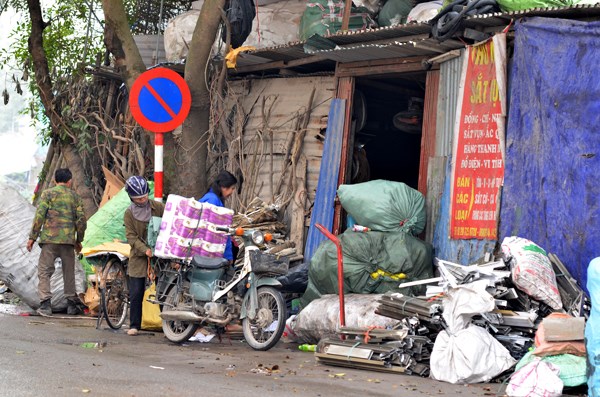 Thành phố Vũng Tàu tồn tại nhiều cơ sở thu mua phế liệu không đảm bảo an toàn cháy nổ (10/9/2018)