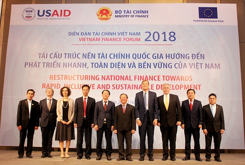 Tái cấu trúc nền tài chính quốc gia hướng đến phát triển nhanh, toàn diện và bền vững của Việt Nam (21/9/2018)