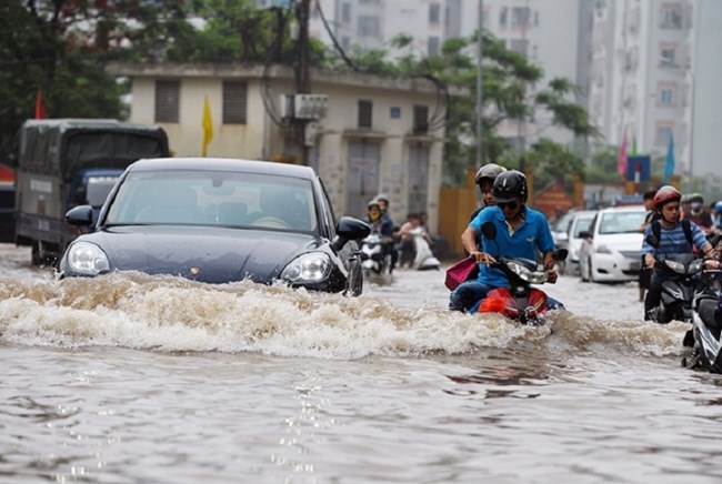 An toàn khi lái xe mùa mưa và triều cường (10/10/2019)