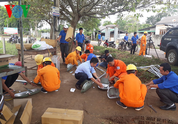 Hiệu quả của Công trình “Thắp sáng đường quê” do thanh niên Đắk Lắk thực hiện vì cuộc sống cộng đồng, góp phần xây dựng nông thôn mới (5/10/2019)