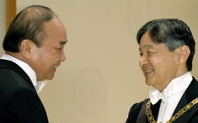 THỜI SỰ 18H00 CHIỀU 23/10/2019: Thủ tướng Nguyễn Xuân Phúc hoàn thành tốt đẹp chuyến tham dự Lễ đăng quang của Nhà Vua Nhật Bản Naruhito