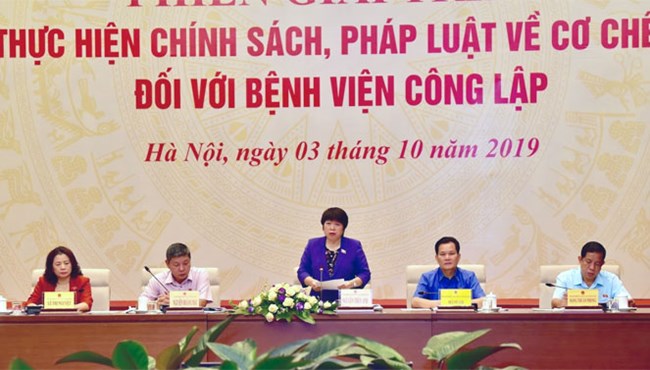 Phiên họp toàn thể Ủy ban về các vấn đề xã hội lần thứ 15: Giải trình việc thực hiện chính sách pháp luật về cơ chế tự chủ đối với bệnh viện công lập (3/10/2019)